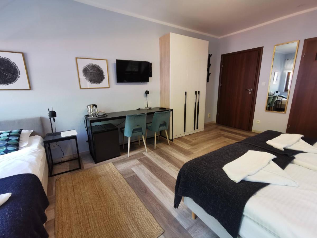 Pod Debem Kompleks Zeglarsko-Rekreacyjny Ruciane-Nida Extérieur photo